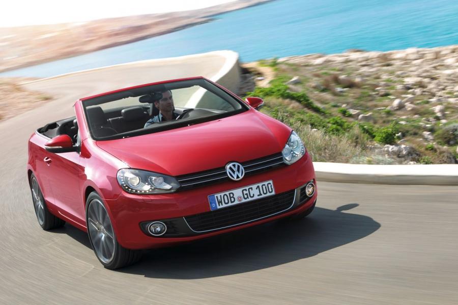  Volkswagen Golf Cabrio 2011 года  (фото 53 из 69)